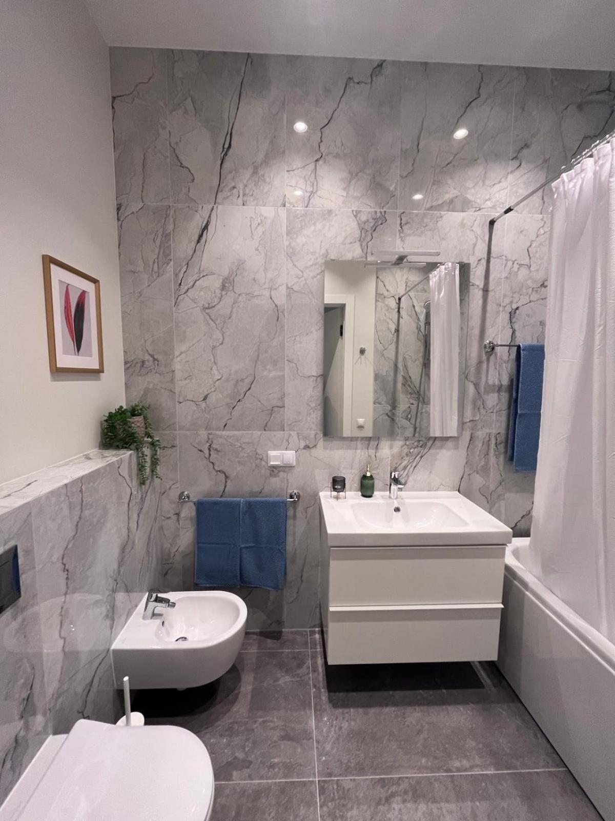 Lejlighed Old Great Location & View - Luxury 2bdr 80m2